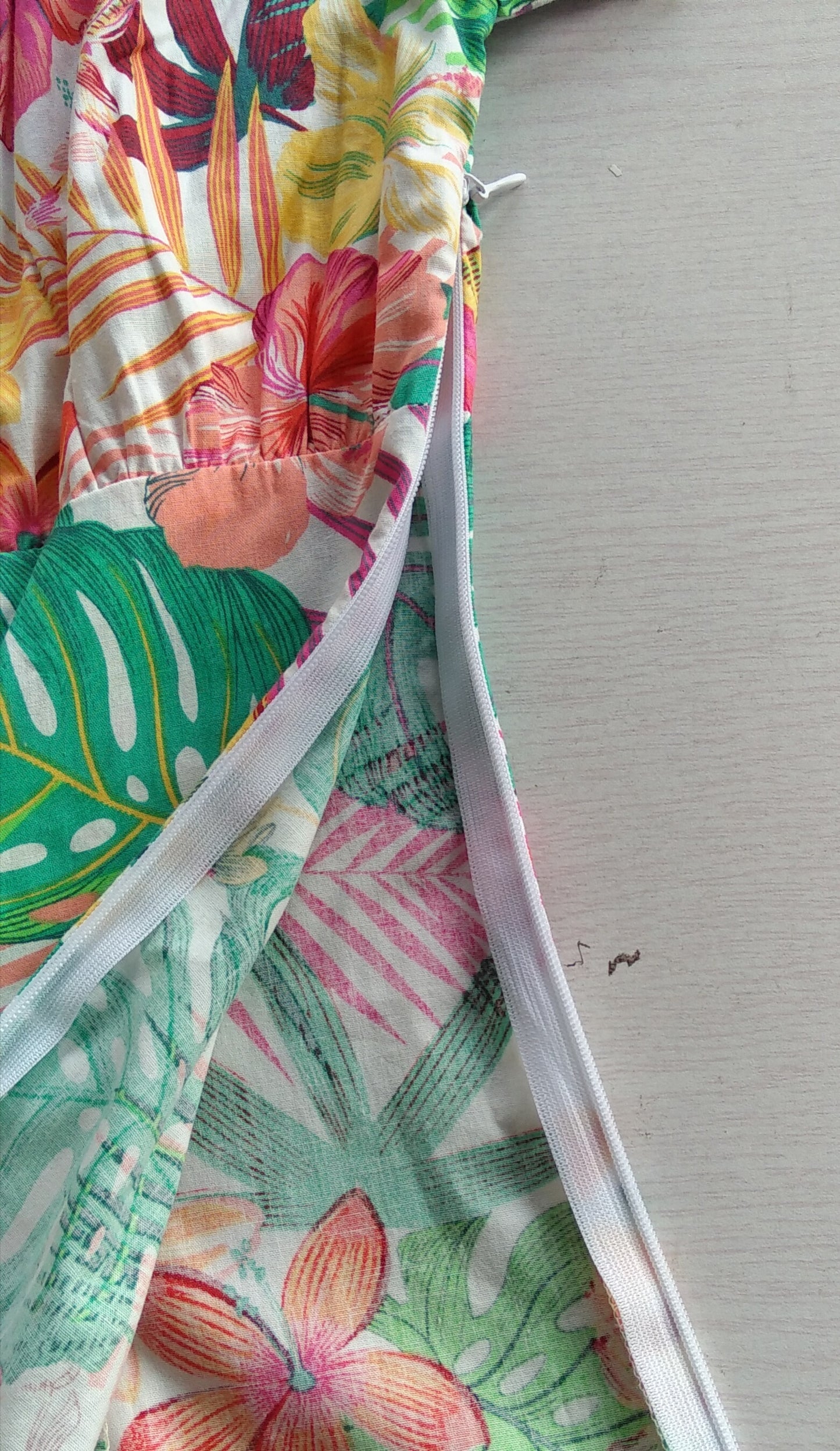 Summer - Inspired Off - Shoulder Short - Sleeved Blouse with Vivid Tropical Floral Prints