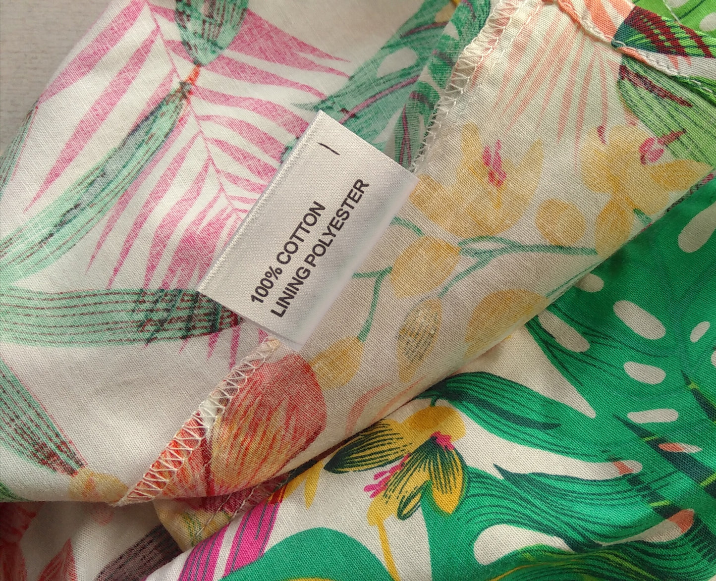 Summer - Inspired Off - Shoulder Short - Sleeved Blouse with Vivid Tropical Floral Prints