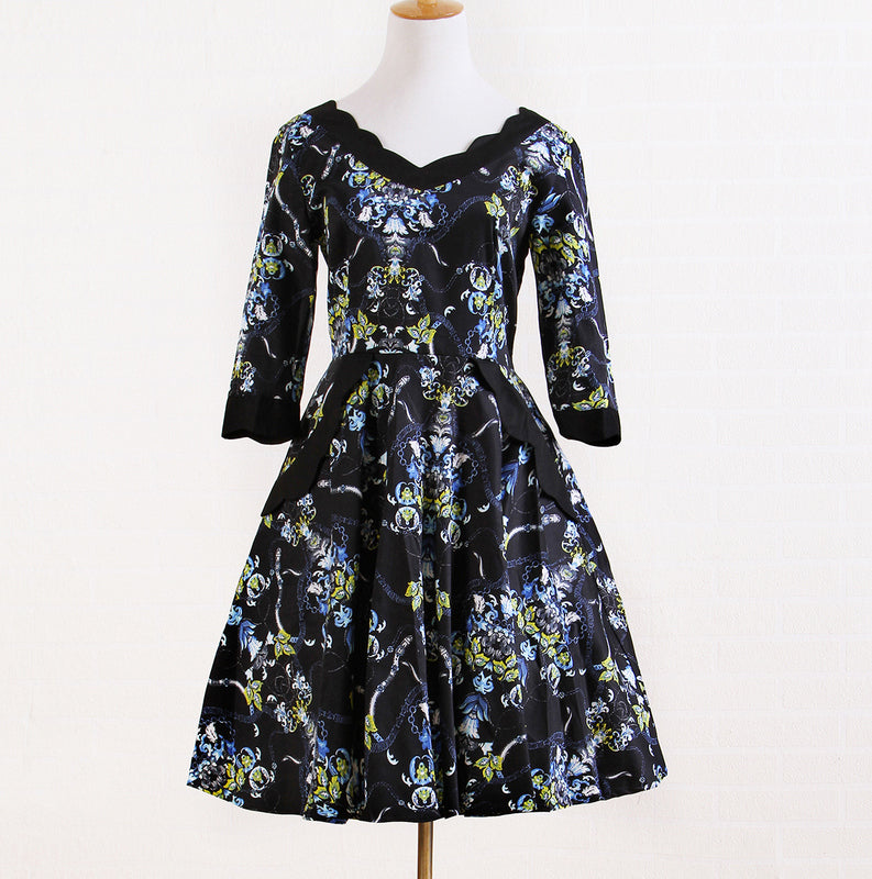 Customizable & Wholesale Vintage Floral Printed Scallop Neckline Midi Dress for Women, Elegant Party Cocktail Dress